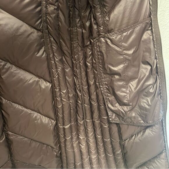 BCBGENERATION Hooded Puffer Down Packable Jacket Chocolate Brown Size XS - Picture 8 of 15